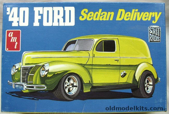 AMT 1/25 1940 Ford Sedan Delivery, T149 plastic model kit